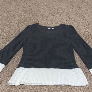 GAP Long Sleeve Sweater! Size S